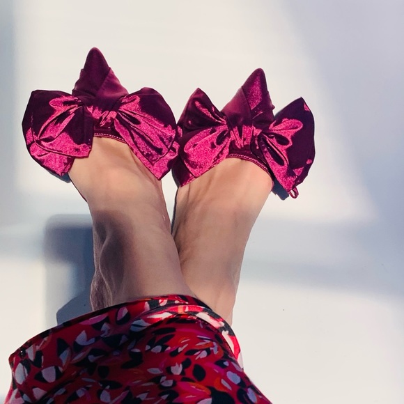 Satin Bow kitten heels in Raspberry - Picture 3 of 6